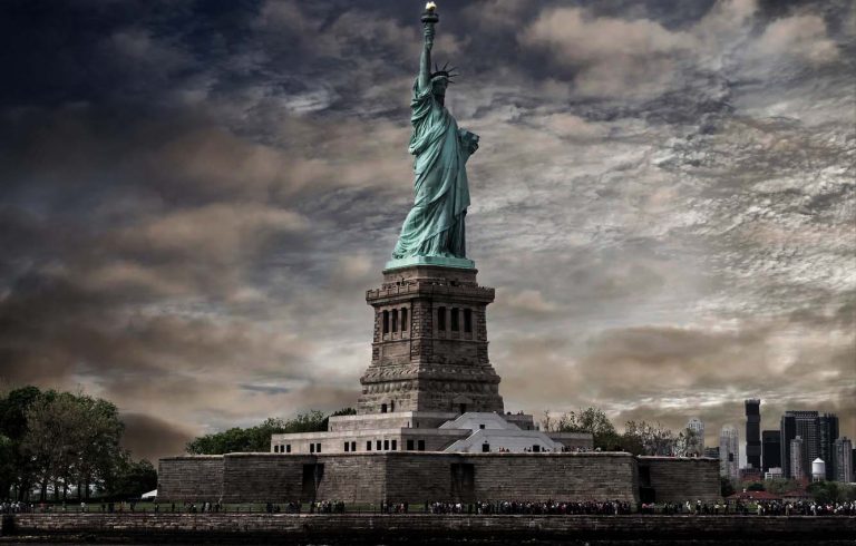 Венера в Водолее в гороскопе у женщины